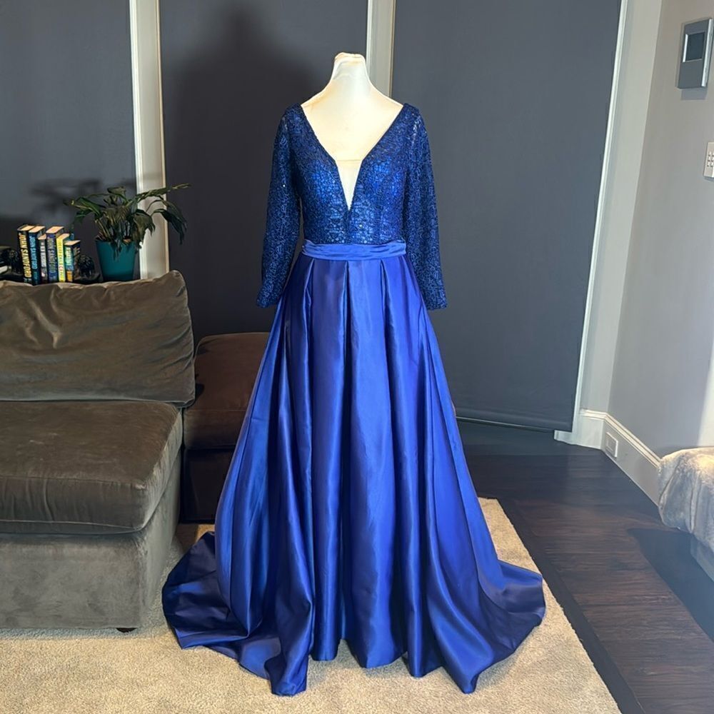 Women’s Blue Full Length 3/4 Sleeve Sparkly Sheer Bodice Dress Leg Slit Size 6